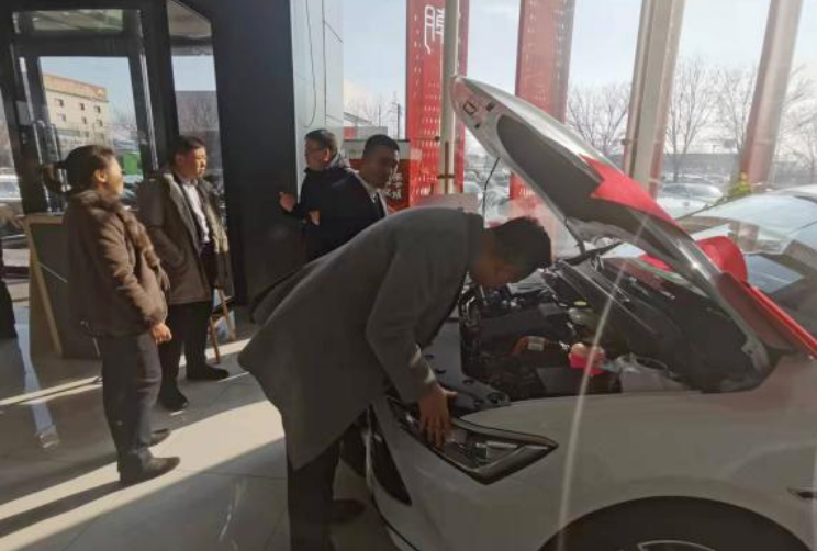 迎賓汽車公司走訪新能源車企，尋求合作發(fā)展新模式